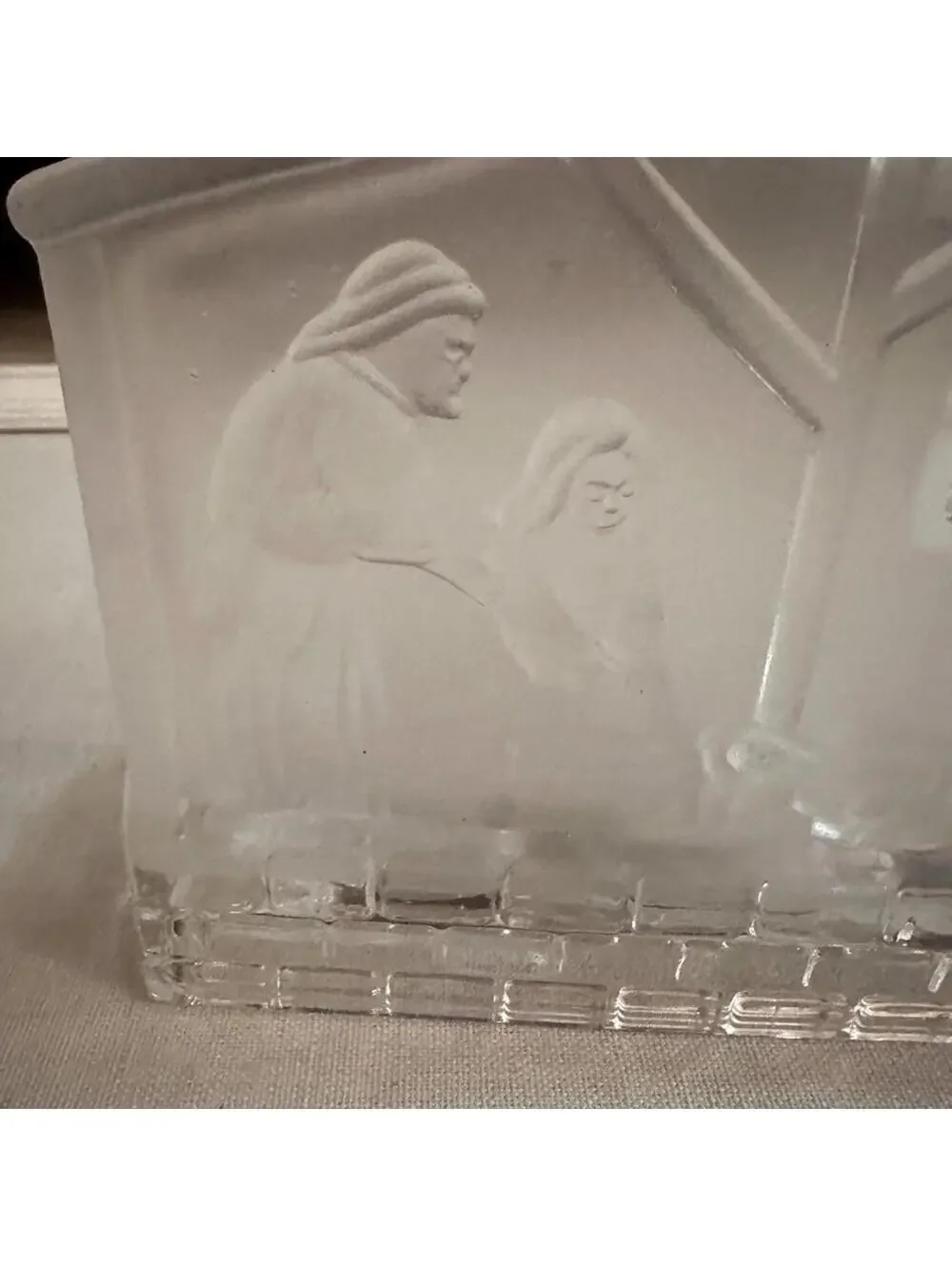 Vintage All the Trimmings embossed crystal nativity scene w silver star.